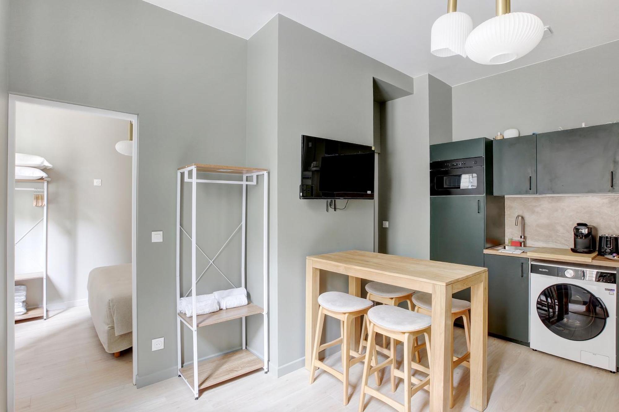 1br - Village Batignolles * Paris